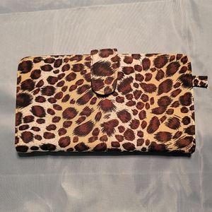 Victory animal print wallet